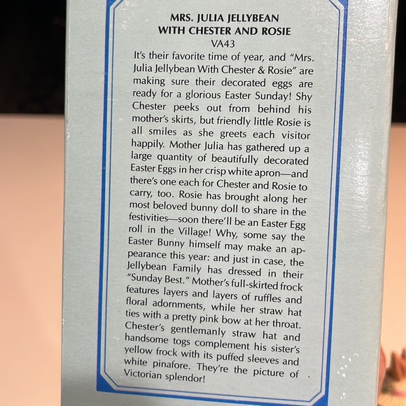 Victorian Collection Rabbit Figurines - Picture 13 of 13